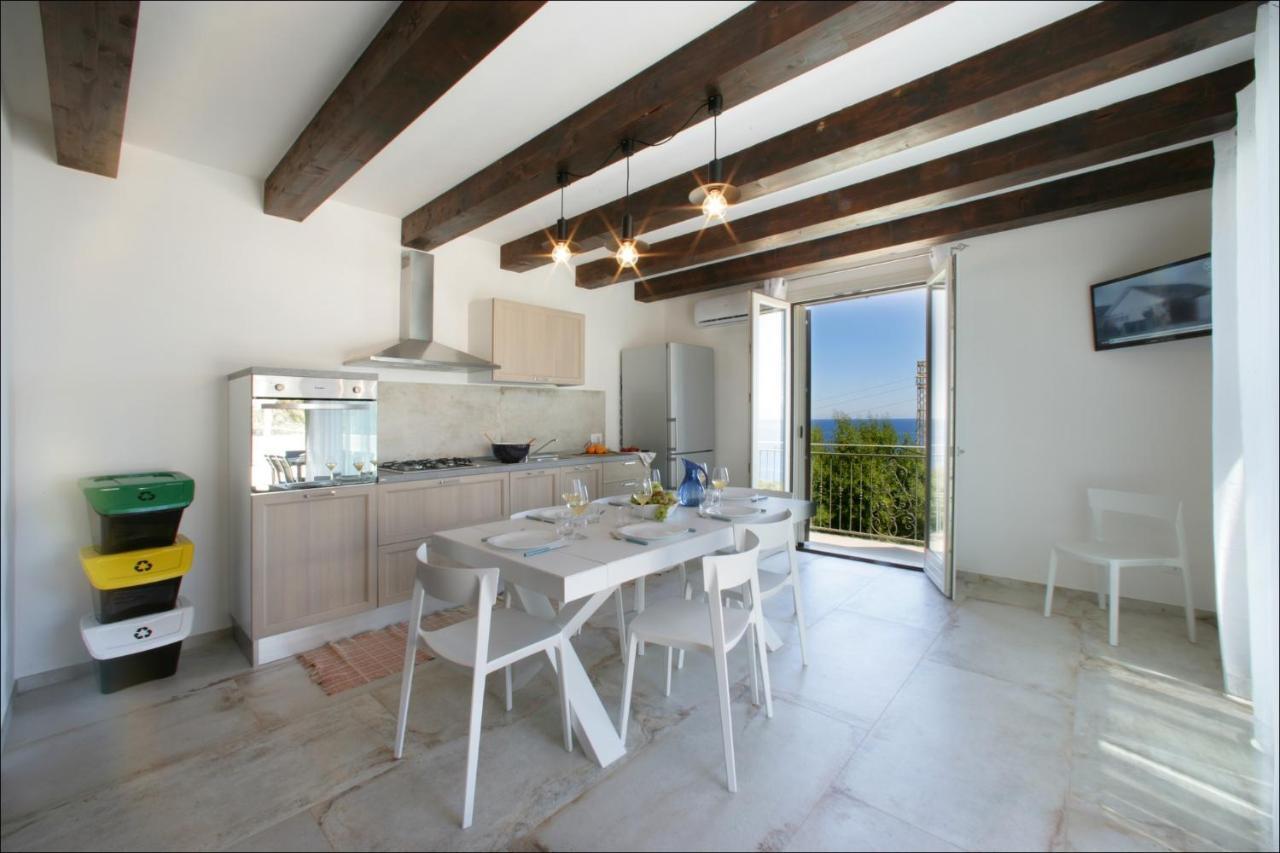 Villa Antonia - Vasca Idromassaggio Terrazza Vista Mare San Vito Lo Capo Eksteriør billede