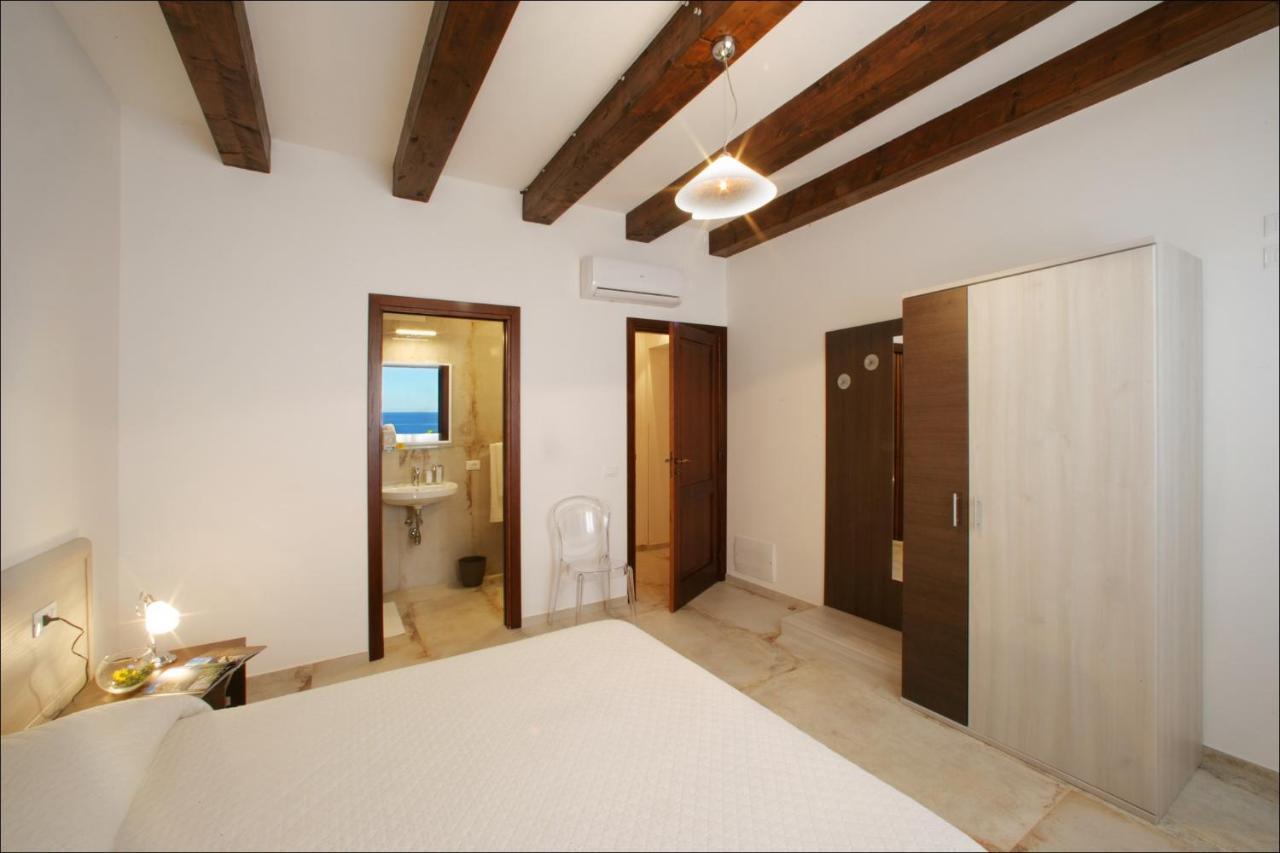 Villa Antonia - Vasca Idromassaggio Terrazza Vista Mare San Vito Lo Capo Eksteriør billede