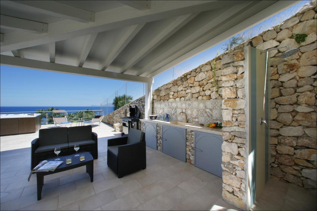 Villa Antonia - Vasca Idromassaggio Terrazza Vista Mare San Vito Lo Capo Eksteriør billede